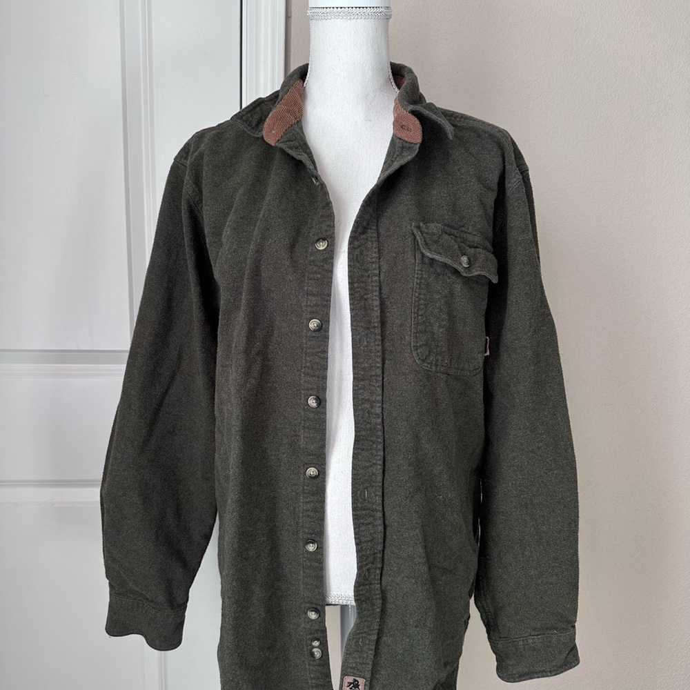 🎉Host Pick🎉 Legendary Whitetails Button-Down